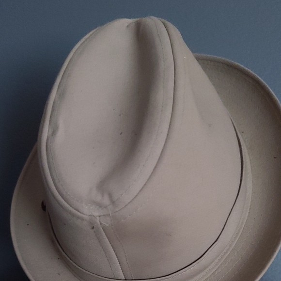 London Fog Fedora HAT size 6 3/4-6 7/8 Small color Beige  Great  Condition - Picture 5 of 11